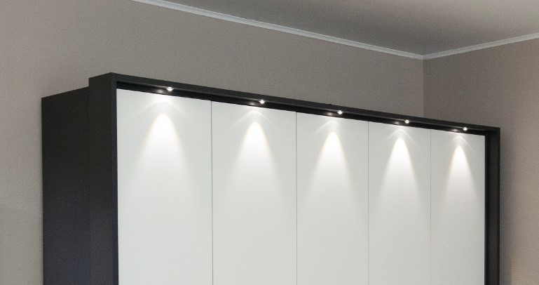 Подсветка Спальня Мишель (Портала 5-ти дверного шкафа)