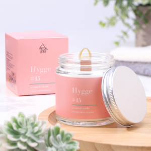Свеча ароматическая Хюгге #15 Сандаловое дерево