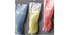 Перчатки резиновые с длинным руковом Ромашки(200)